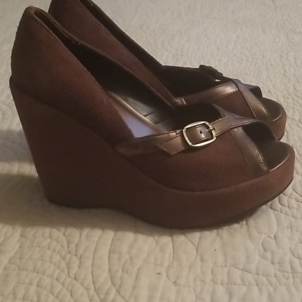 Ladies platform shoes.